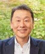関弥 氏