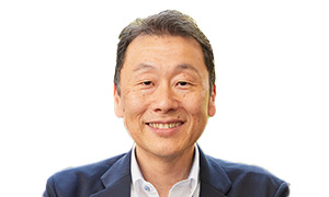 関弥 卓郎